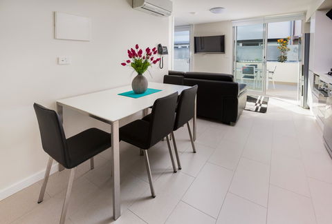 Hamilton Executive Apartments - Southport Accommodation 3