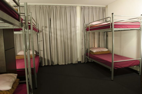 790 On George Backpackers - Accommodation Southport 10