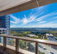Olympic park Sunshine 2 bedrooms Apts with Private parking - Southport Accommodation