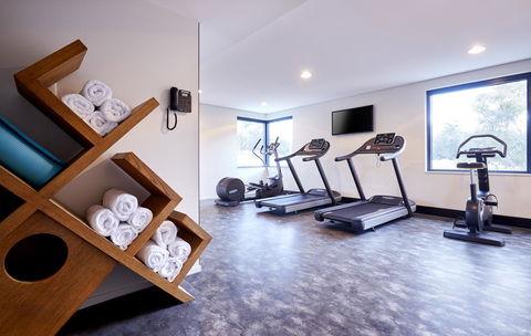 Holiday Inn Express Sydney Macquarie Park, An IHG Hotel - Southport Accommodation 11