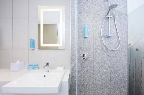 Holiday Inn Express Sydney Macquarie Park, An IHG Hotel - Southport Accommodation 15