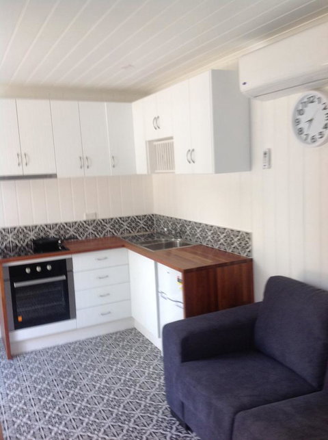 Hideaway Holiday Apartments - Accommodation Southport 8