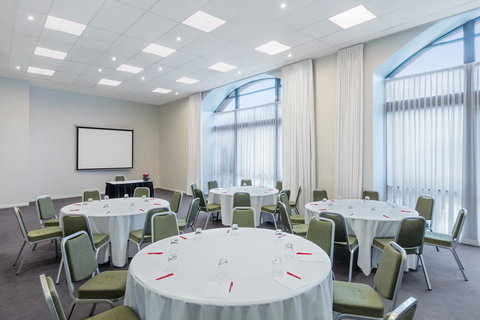 Adina Apartment Hotel Sydney Central - Accommodation Southport 11