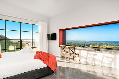 Sundays At Byron - Southport Accommodation 12