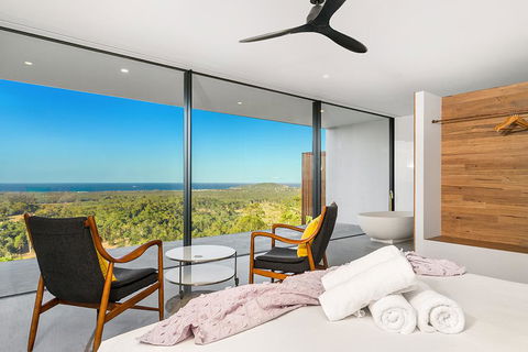 Sundays At Byron - Southport Accommodation 0