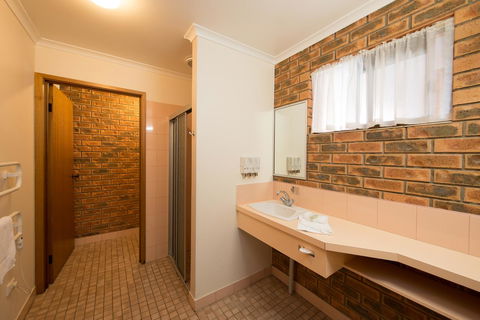 Hume Country Motor Inn - Southport Accommodation 28