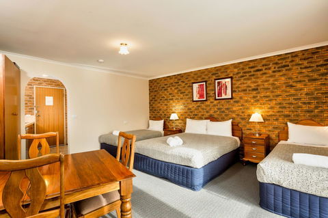 Hume Country Motor Inn - Southport Accommodation 5