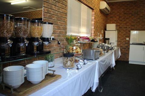 Hume Country Motor Inn - Southport Accommodation 9
