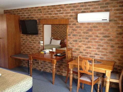 Hume Country Motor Inn - Southport Accommodation 19