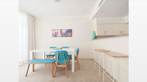 Seaspray Villa 5 - Southport Accommodation 2