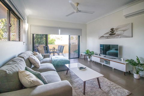 ZEN QUEST - The NOMADS PAD Near Nightcliff Markets & Sunset Foreshore - Southport Accommodation 2