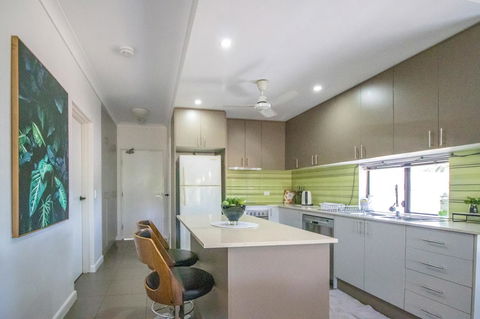ZEN QUEST - The NOMADS PAD Near Nightcliff Markets & Sunset Foreshore - Southport Accommodation 27