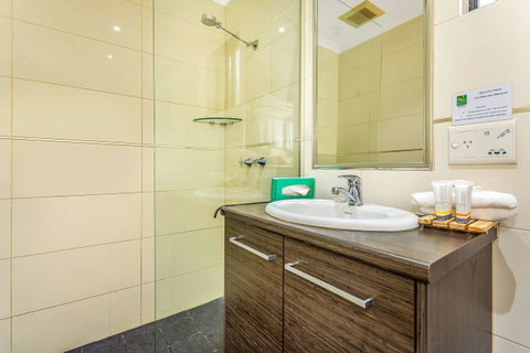 Quality Hotel Darwin Airport - Southport Accommodation 2