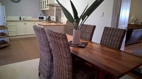 Book Keepers Cottage - Southport Accommodation 1