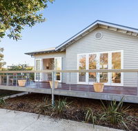 BOUTIQUE STAYS - Queen Adelaide - Southport Accommodation
