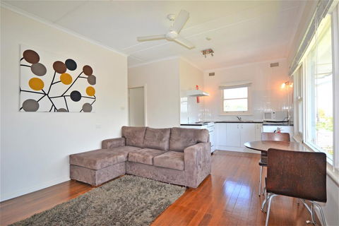 Breakers 4 2 Hill Street - Southport Accommodation 0