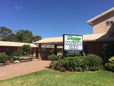 Bridge Motor Inn Tocumwal - Southport Accommodation 0