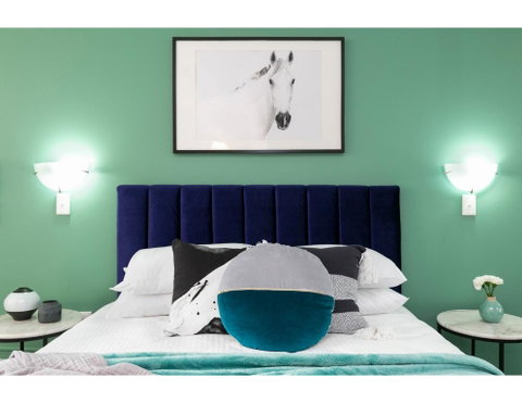Bright, Modern Studio Steps From The Action - Accommodation Southport 3
