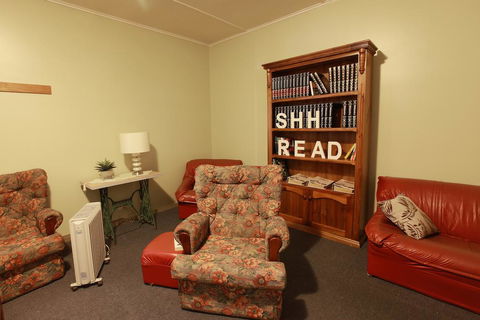 Broken Hill Tourist Lodge - Southport Accommodation 3