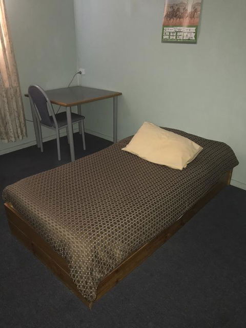 Broken Hill Tourist Lodge - Southport Accommodation 1
