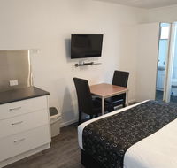 Budget on the Lake - Southport Accommodation