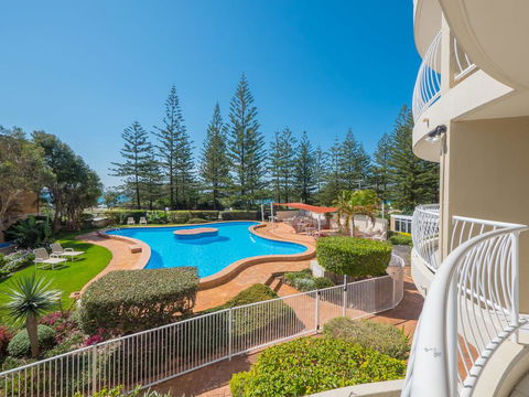 Burleigh Surf Apartments - Southport Accommodation 2
