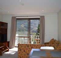 Byadbo 10 - Southport Accommodation