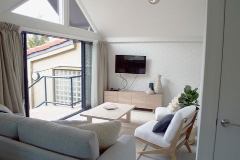 Byron Bay Beachfront Apartments - Southport Accommodation 1