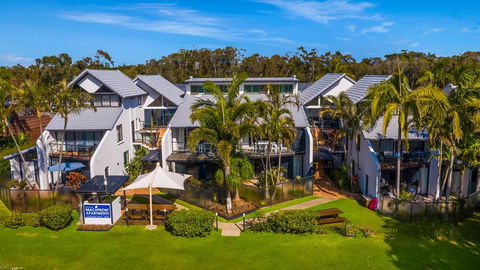 Byron Bay Beachfront Apartments - Southport Accommodation 0