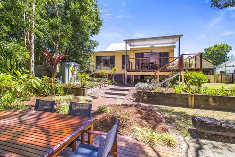 CABARITA BEACH BLISS - HOLIDAY HOME ON THE LAKE - Southport Accommodation 0