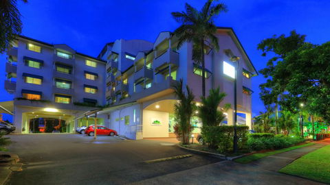 Cairns Sheridan Hotel - Southport Accommodation 1