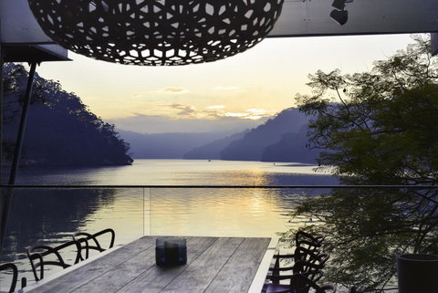 Calabash Bay Lodge - Southport Accommodation 1