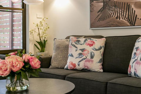 Calinda Sol 2 @ Clarkes Beach - Southport Accommodation 1