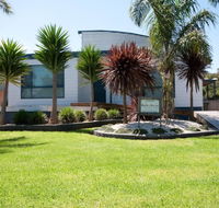 Cambroe - Southport Accommodation