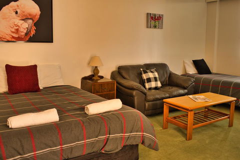 Cape Jervis Accommodation & Caravan Park - Southport Accommodation 2