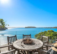 Cape Mackerel Cabin with Magic Palm Beach  Pittwater Views - Southport Accommodation