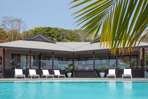 Cape Vue - Southport Accommodation 0