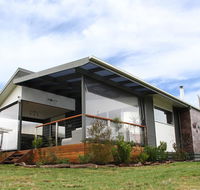 Captain's Cottage - Southport Accommodation