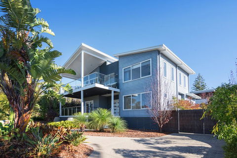 CASA AZZURRA - Southport Accommodation 1