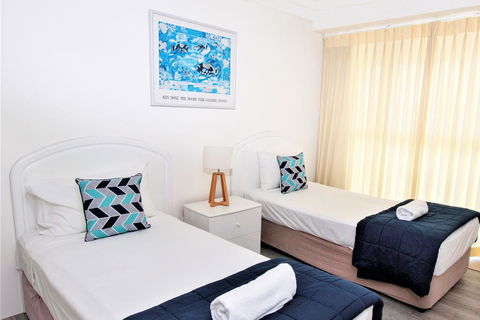 Cashelmara Beachfront Apartments - Southport Accommodation 1