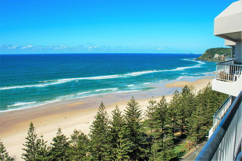 Cashelmara Beachfront Apartments - Southport Accommodation 3