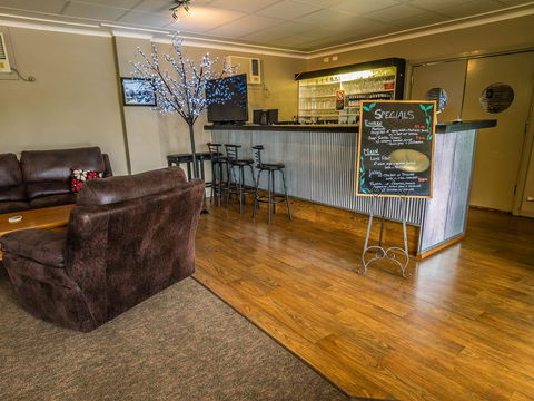 Casino Motor Inn - Southport Accommodation 0