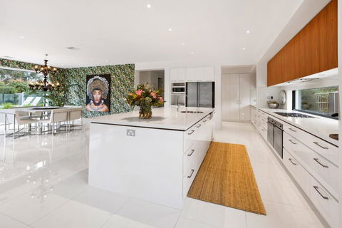 CATALINA - MOUNT ELIZA - Southport Accommodation 3