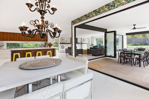 CATALINA - MOUNT ELIZA - Southport Accommodation 1