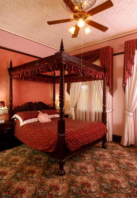 CBC Bed & Breakfast & Cafe - Southport Accommodation 3