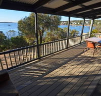 CDC-625 Beach House incl.rear 2BR studio - Southport Accommodation