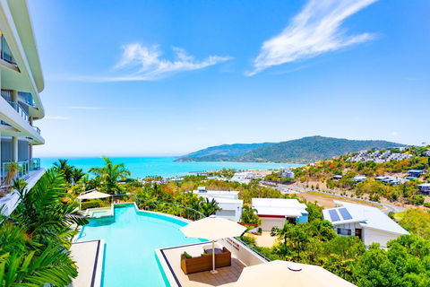 CENTRAL GETAWAY 6 - Southport Accommodation 1