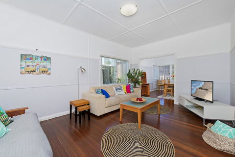 Central N Surf - Southport Accommodation 0