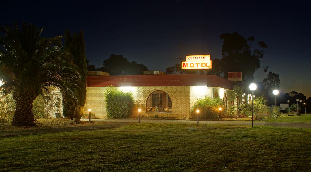 Lake Marmal VIC Southport Accommodation