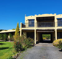 Chateau Bass - Southport Accommodation